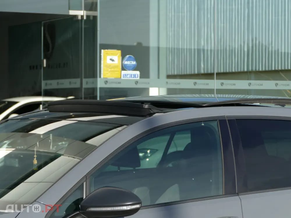 Volkswagen Golf 2.0 TSI GTi TCR DSG