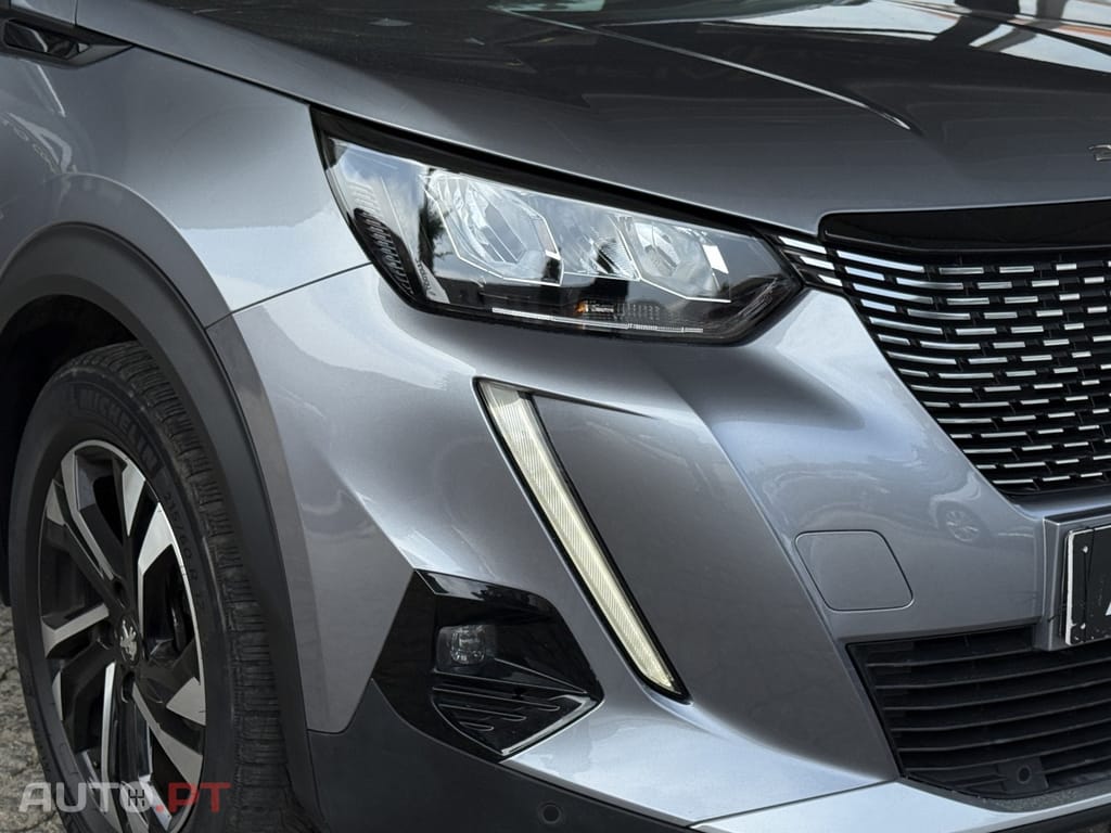 Peugeot 2008 1.2 PureTech Allure
