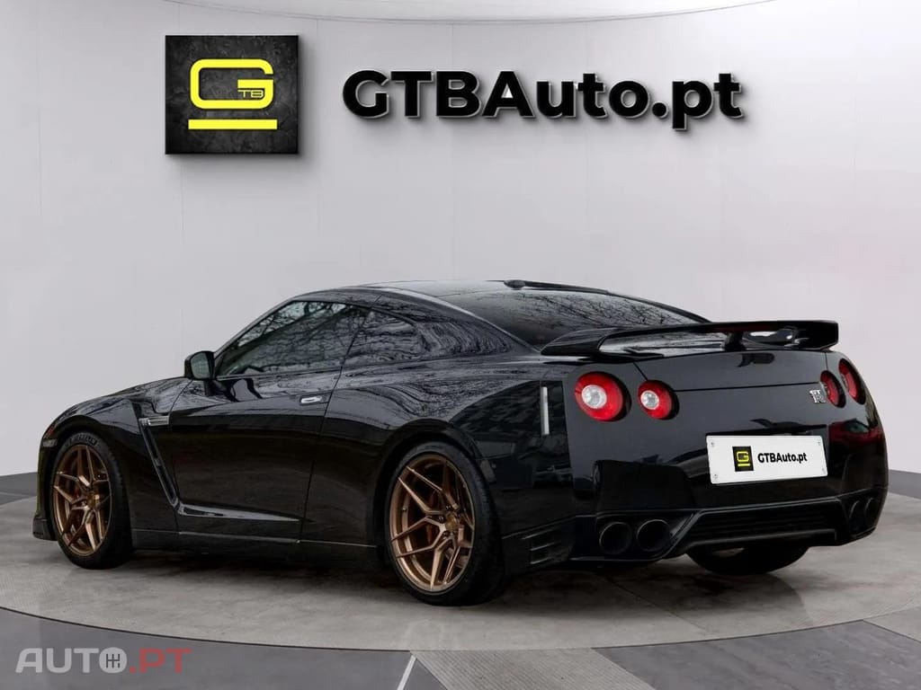 Nissan GT-R Premium