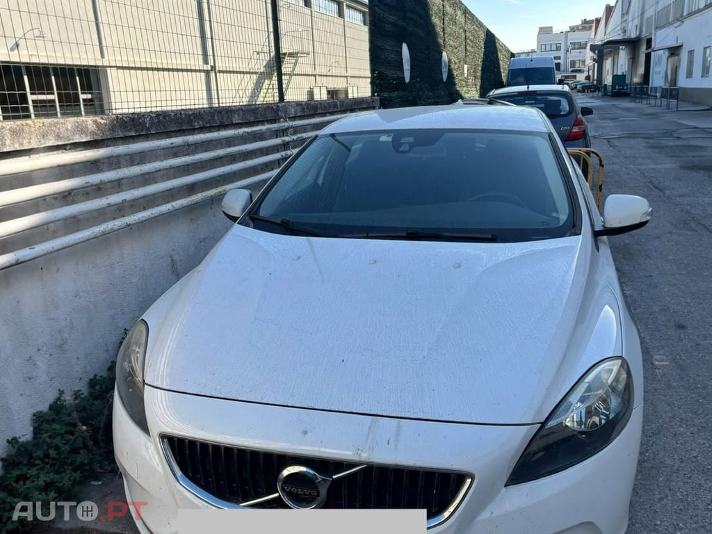 Volvo V40 2018