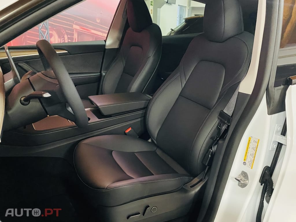 Tesla Model Y Tração Traseira