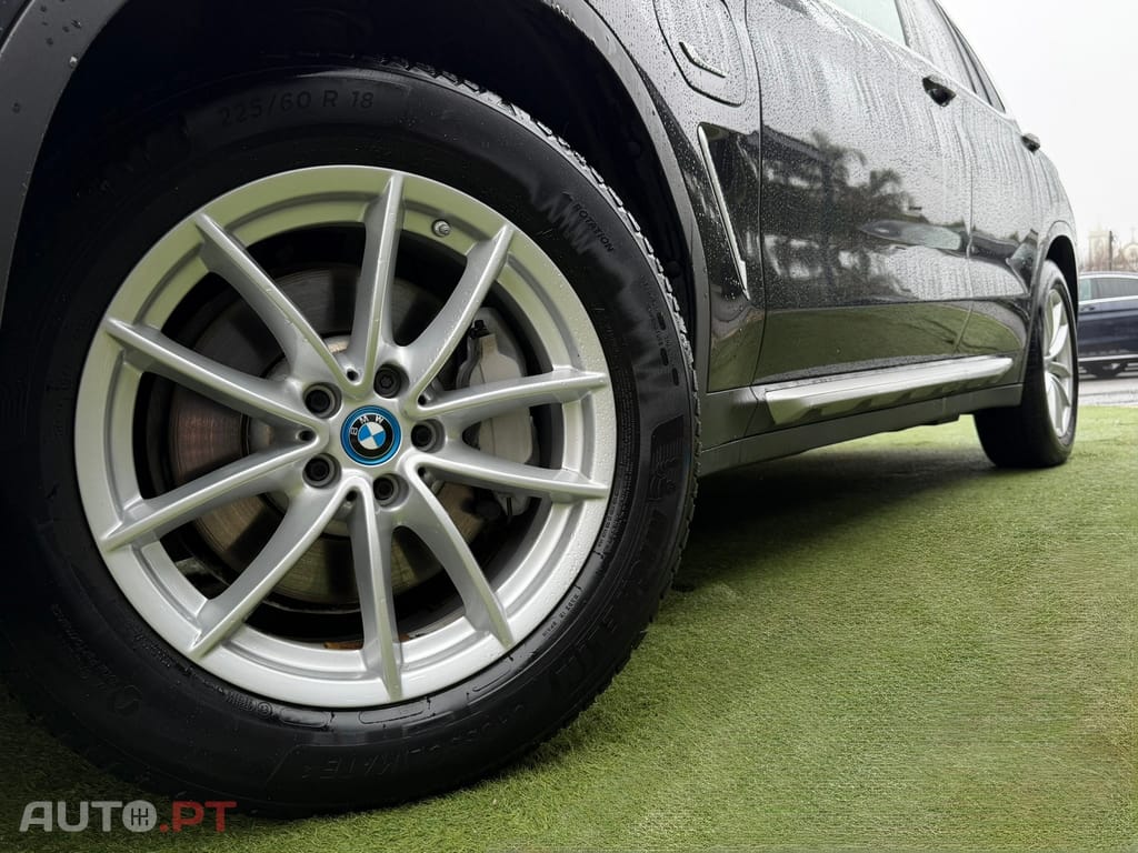 BMW X3 30 e xDrive Advantage