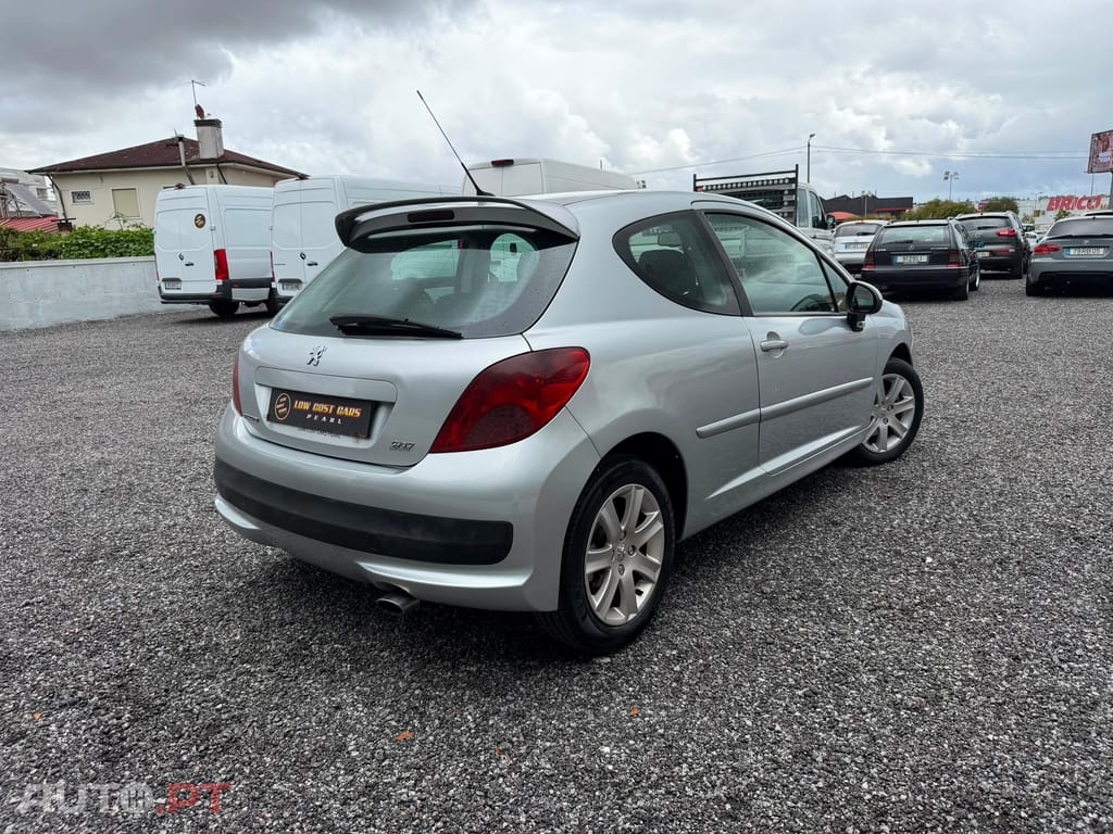 Peugeot 207 1.6 HDi Sport