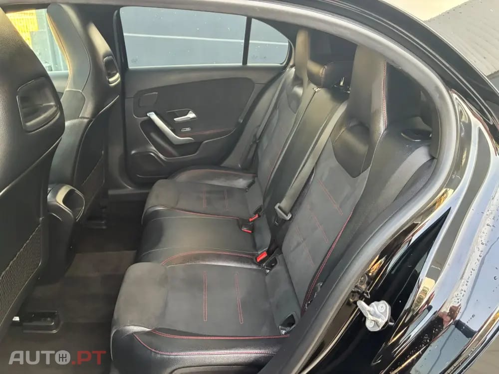 Mercedes-Benz A 180 AMG Line