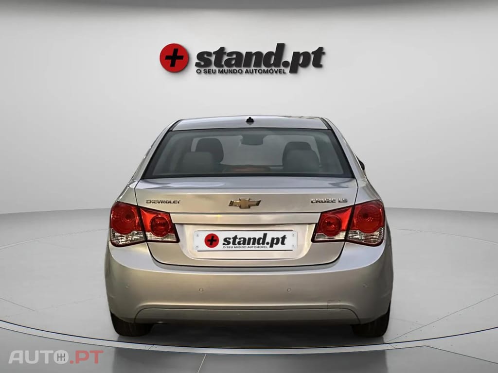 Chevrolet Cruze 1.6 LS