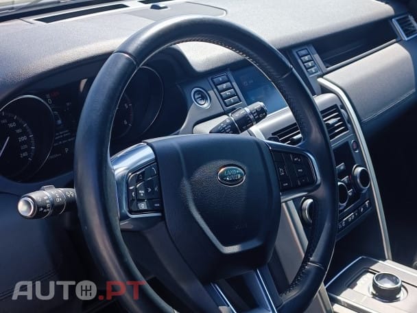Land Rover Discovery Sport 2.0 D AWD R-Dynamic