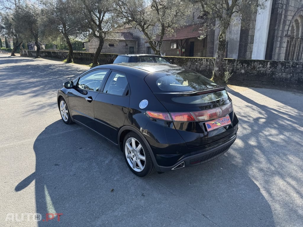 Honda Civic 1.8 Executive