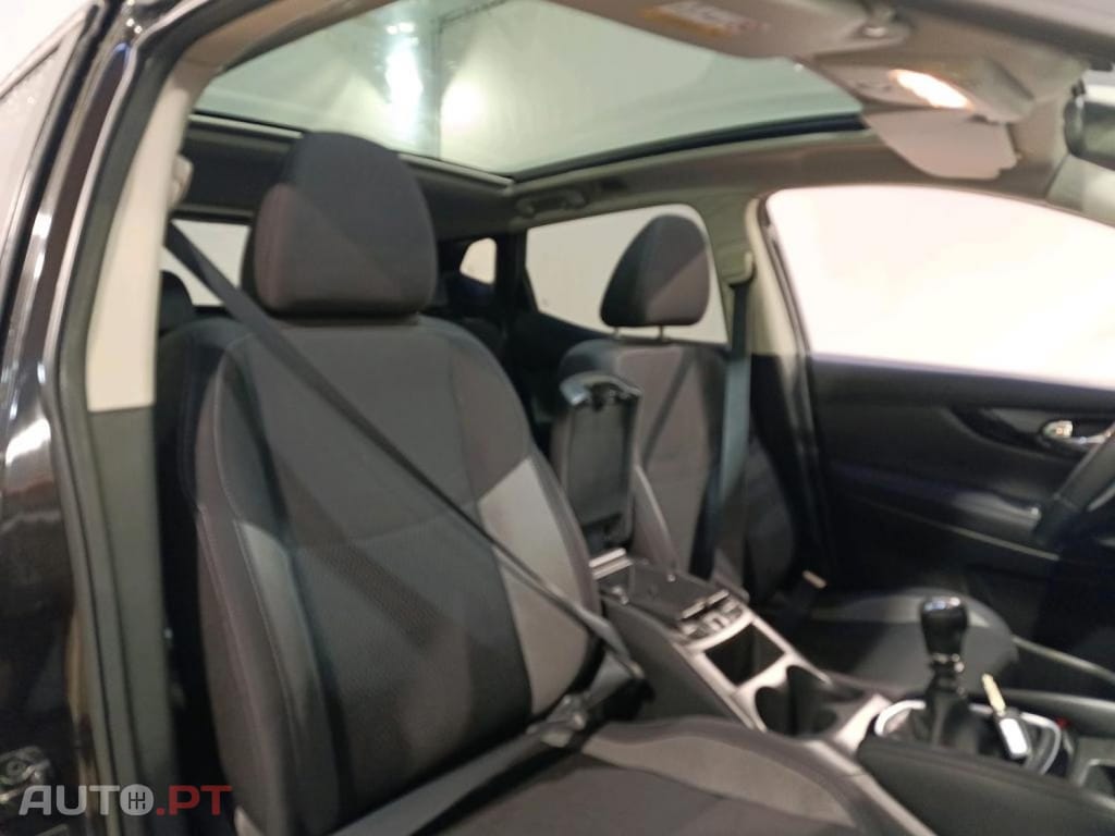 Nissan Qashqai 1.5 dCi N-Connecta Business