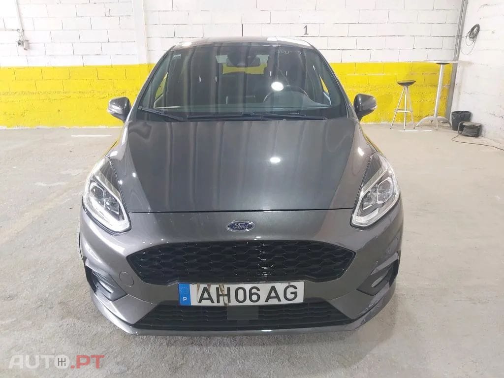 Ford Fiesta 1.0 EcoBoost MHEV ST-Line