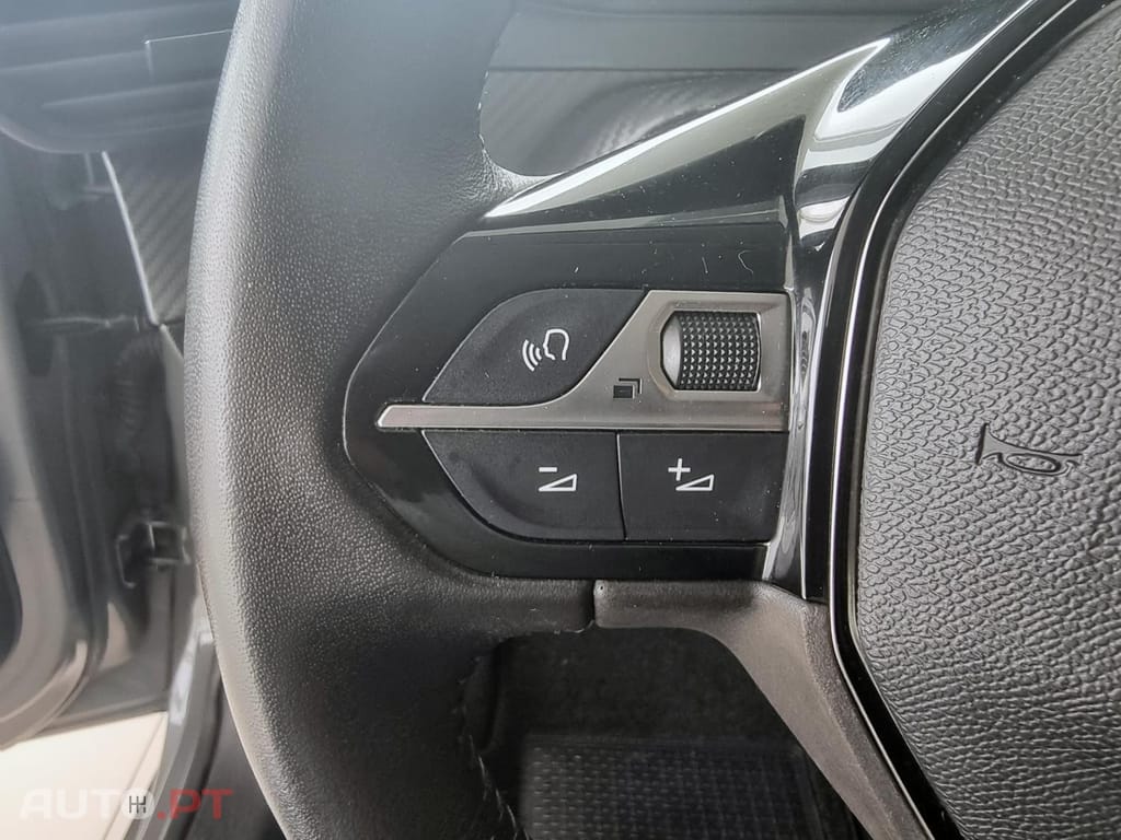 Peugeot 208 1.2 PureTech Active Pack