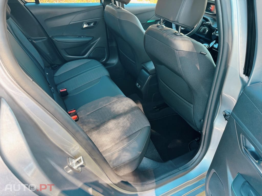 Peugeot 208 1.2 PureTech Allure Pack