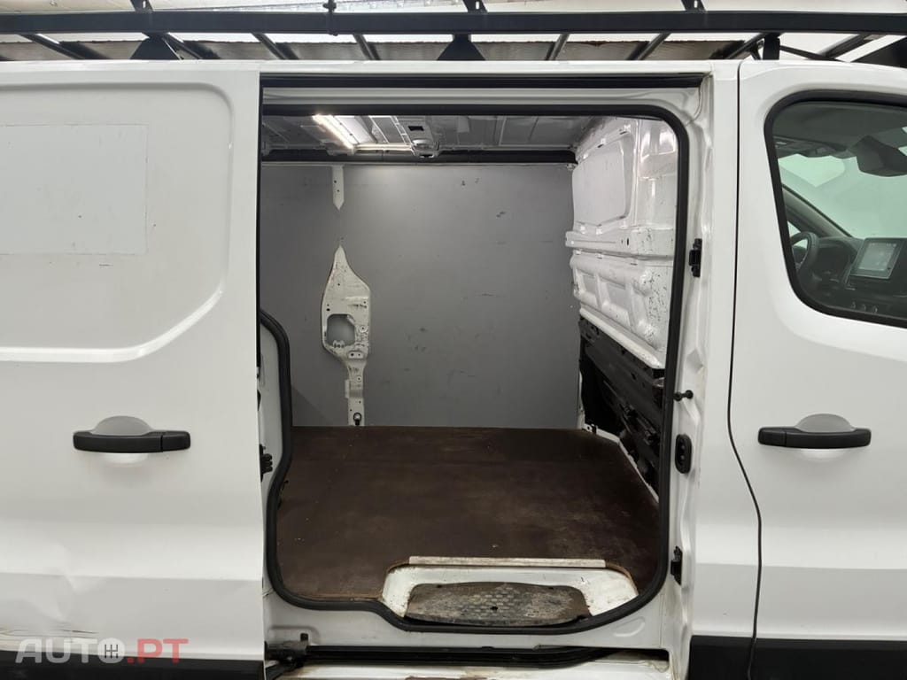 Renault Trafic 2.0 dCi L2H1