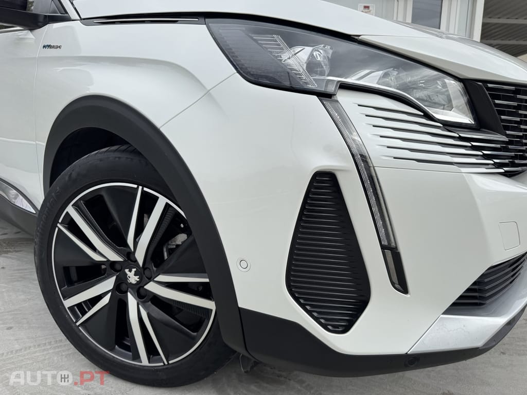 Peugeot 3008 1.6 Hybrid4 GT Pack e-EAT8