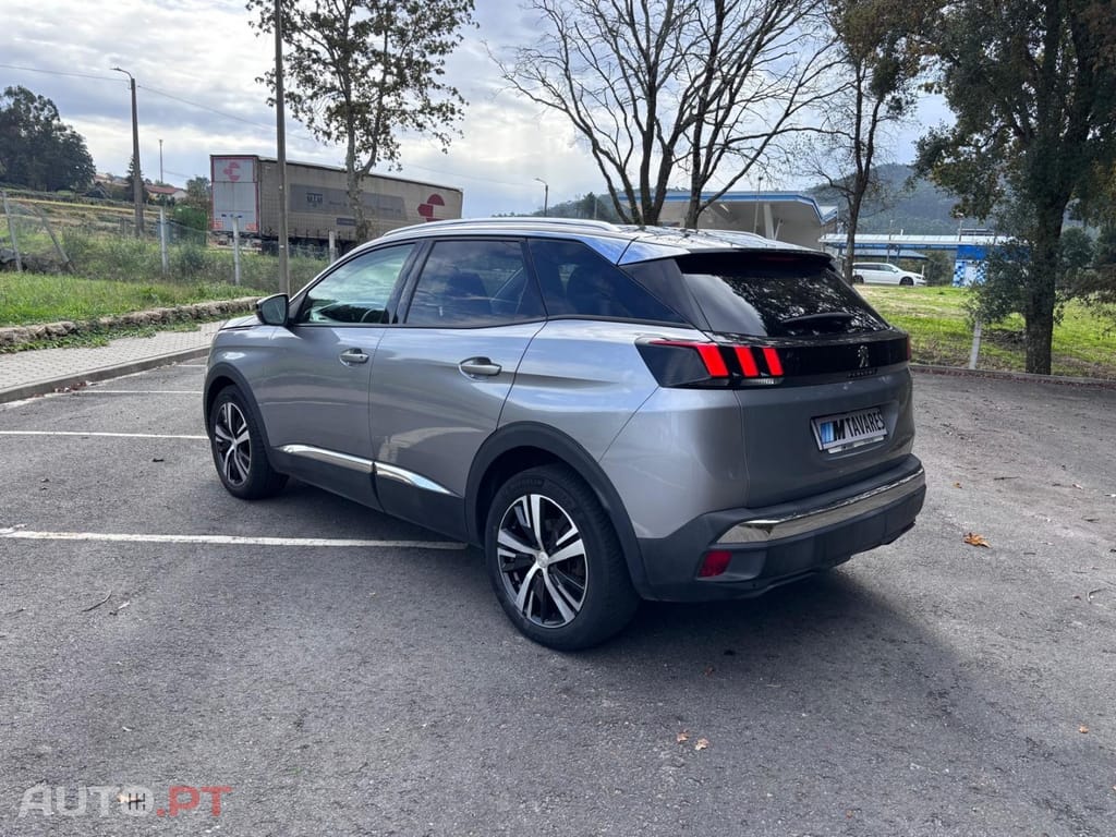 Peugeot 3008 1.5 BlueHDi Allure Pack