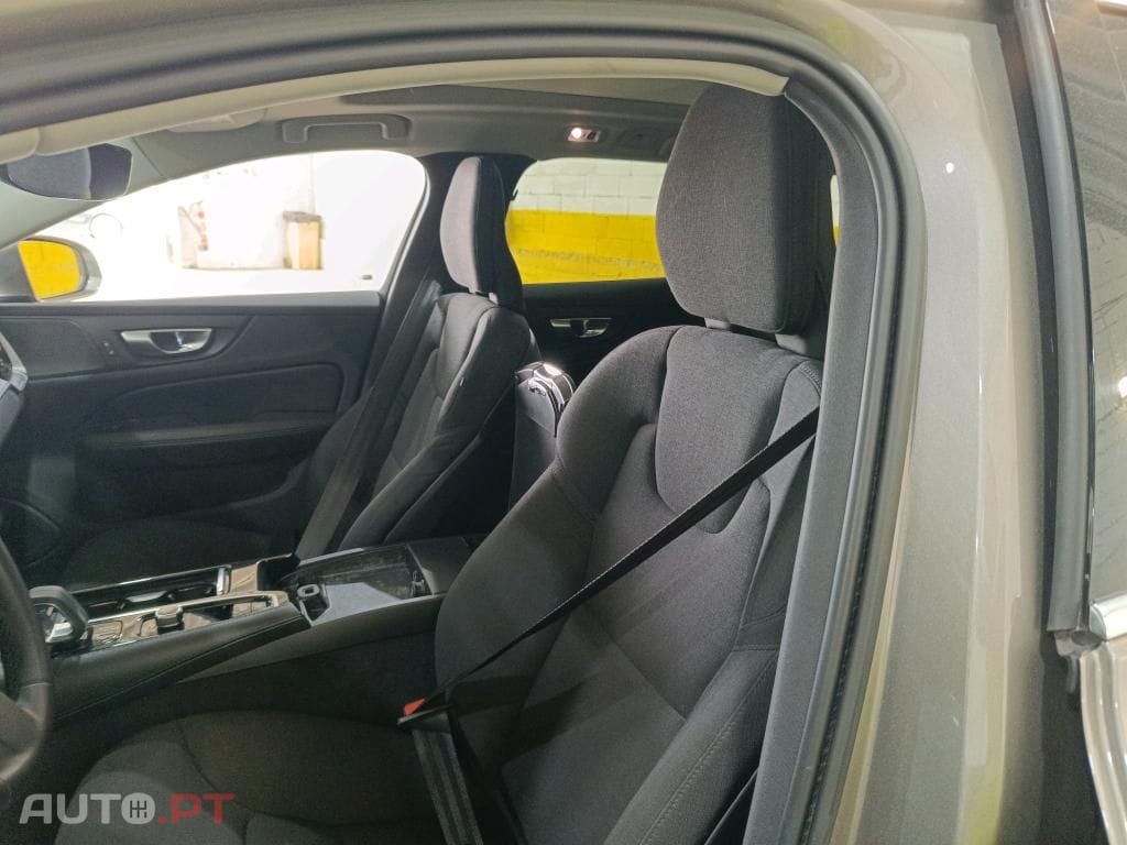 Volvo V60 2.0 T6 AWD TE Inscription Expression