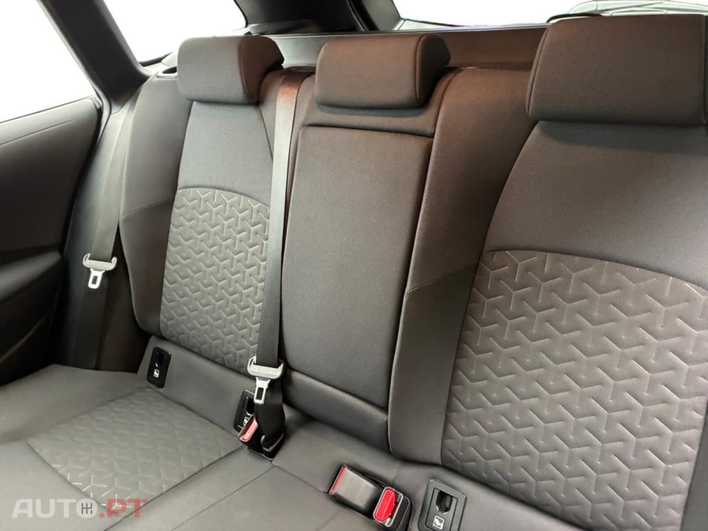 Toyota Corolla TS 1.8 Hybrid Dynamic