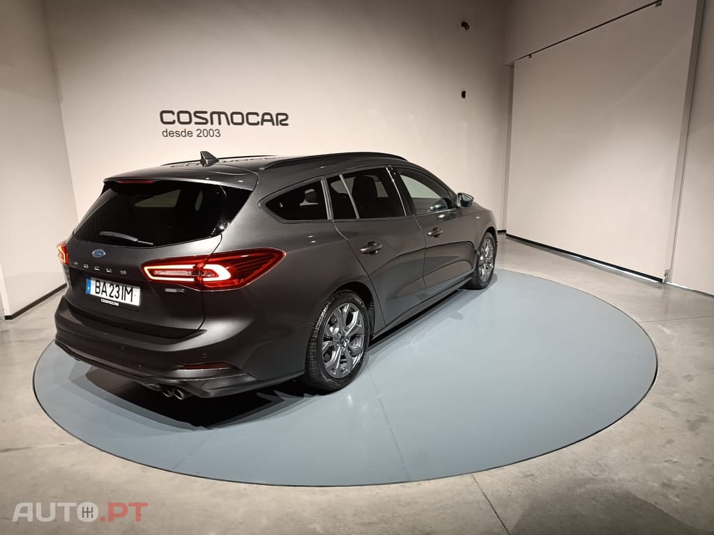 Ford Focus SW 1.0  EcoBoost  Hybrid ST-Line