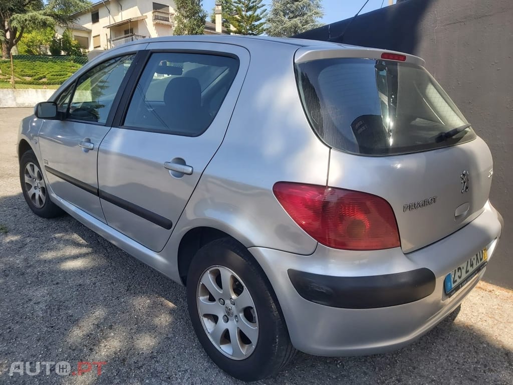 Peugeot 307 1.4 16V Navtech