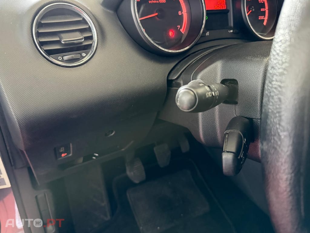 Peugeot 308 1.4 16V Executive