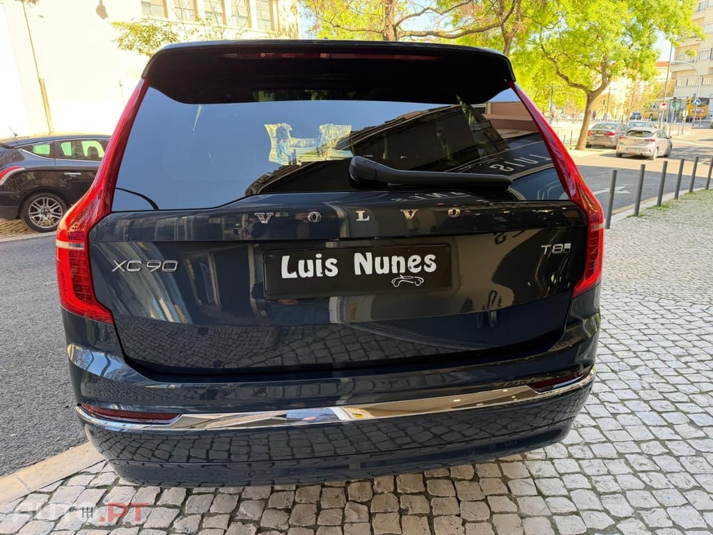 Volvo XC90 2.0 T8 PHEV Ultimate Dark AWD