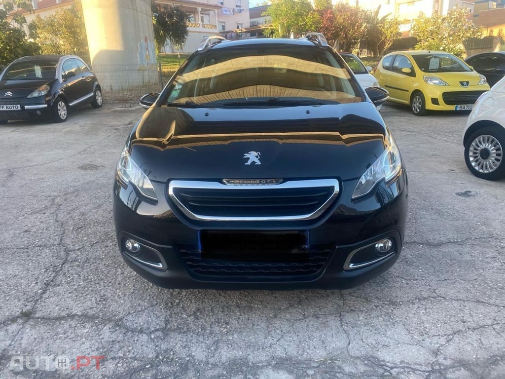 Peugeot 2008 1.2 PureTech Style