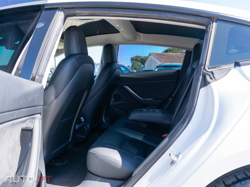 Tesla Model 3 Performance Dual Motor AWD
