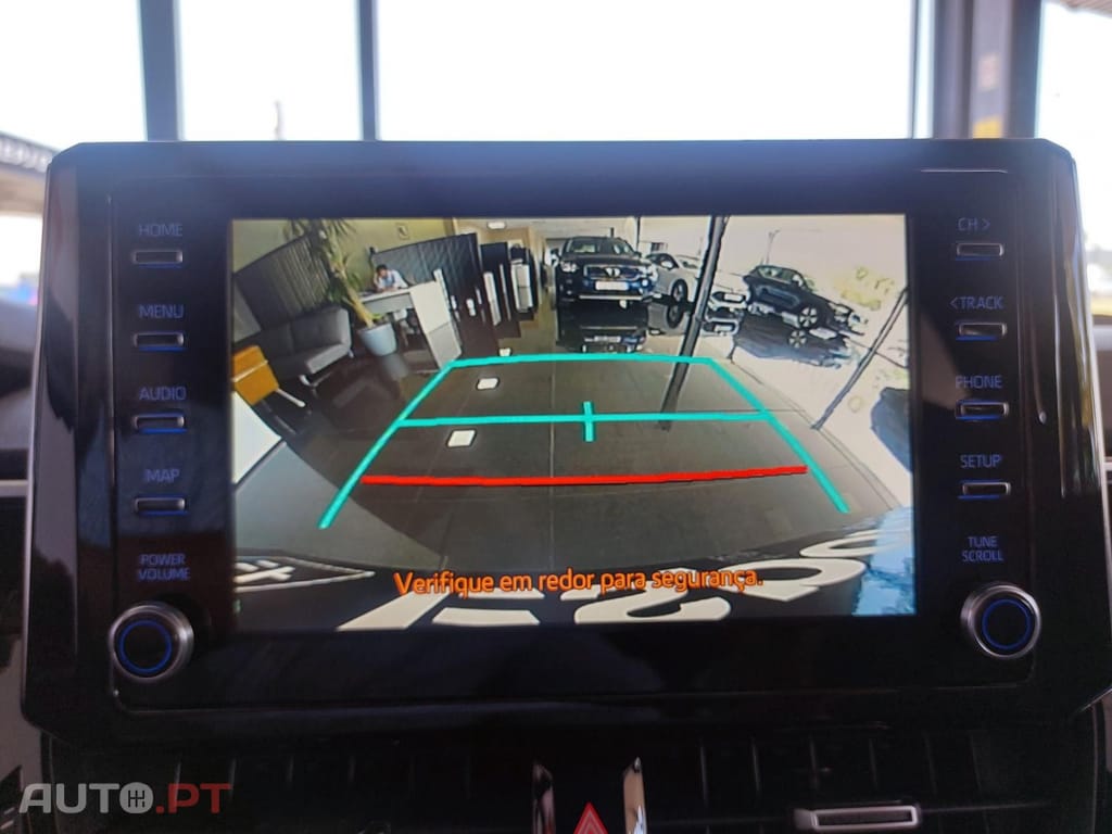 Toyota Corolla 1.8 Hybrid Comfort — fotografia 31