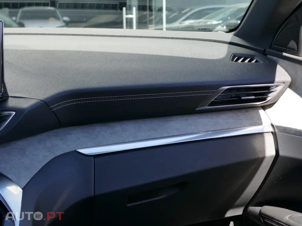 Peugeot 3008 1.5 BlueHDi GT EAT8