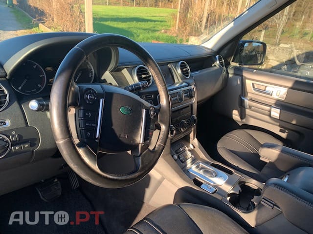 Land Rover Discovery 3.0 SDV6 HSE Auto