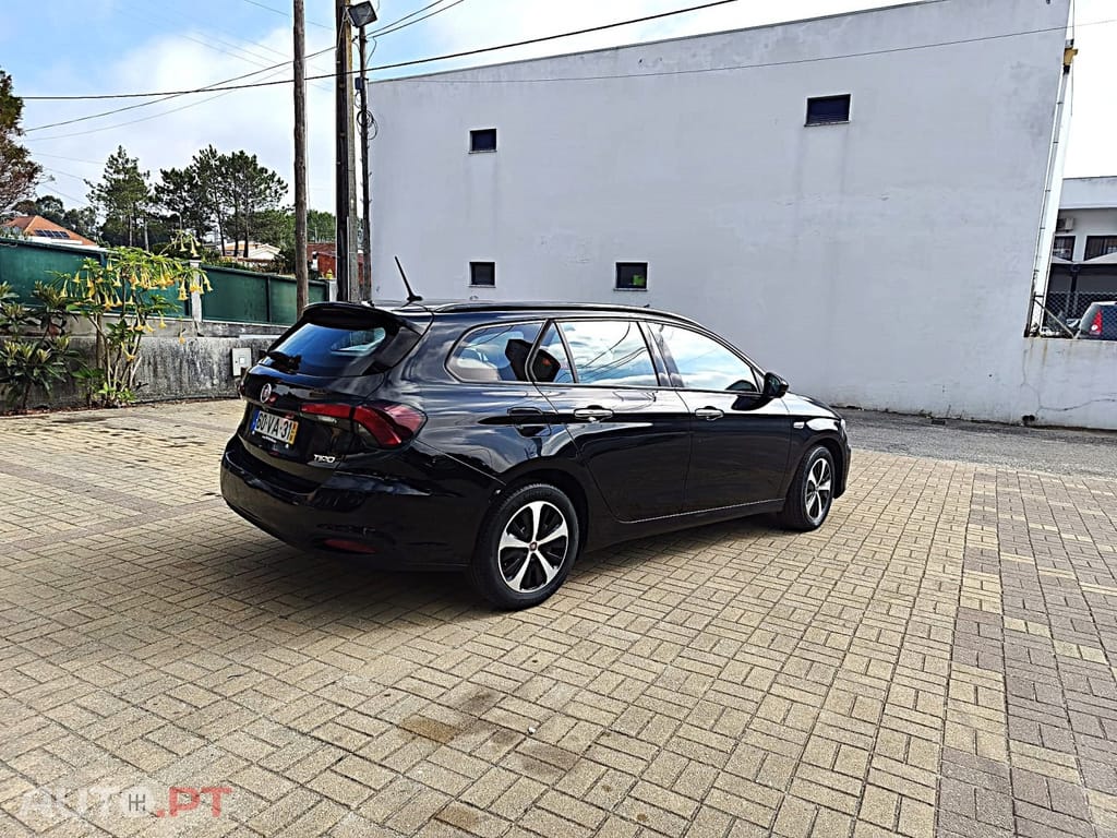 Fiat Tipo 1.6 M-Jet Lounge