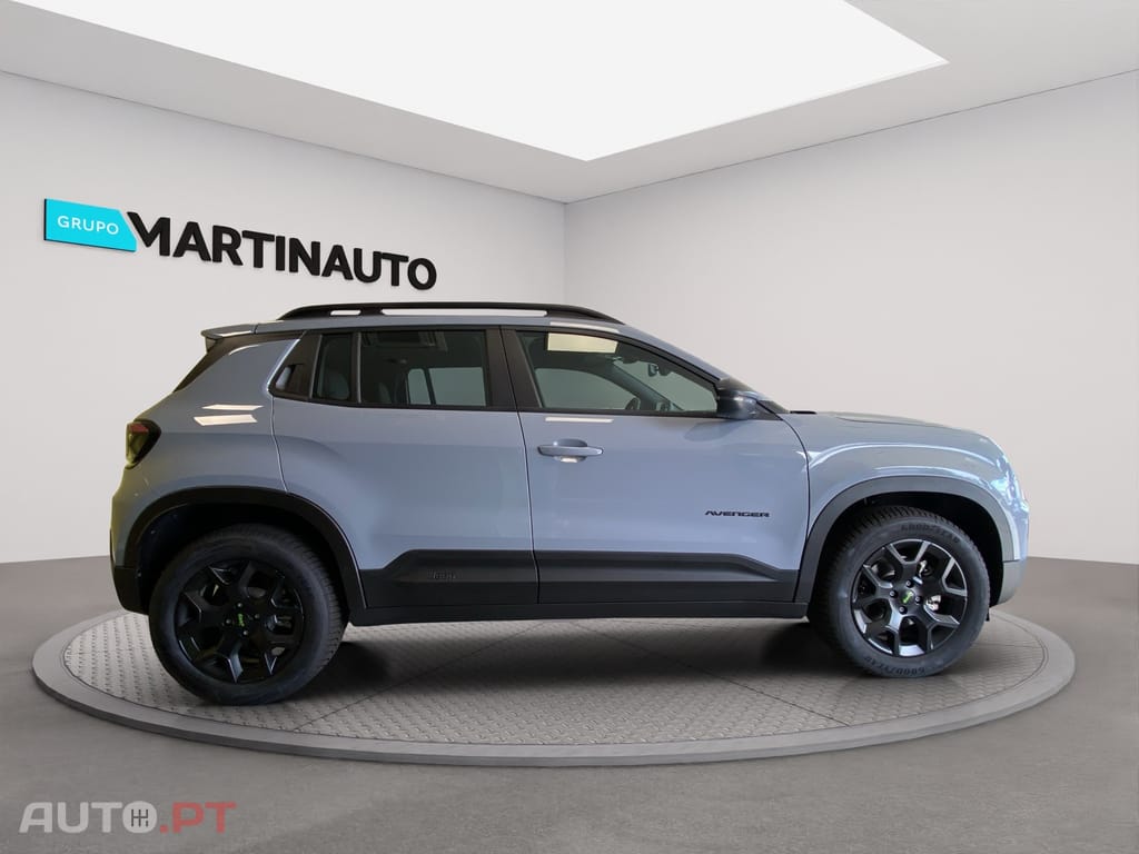 Jeep Avenger 1.2 T Hybrid 4xe Upland