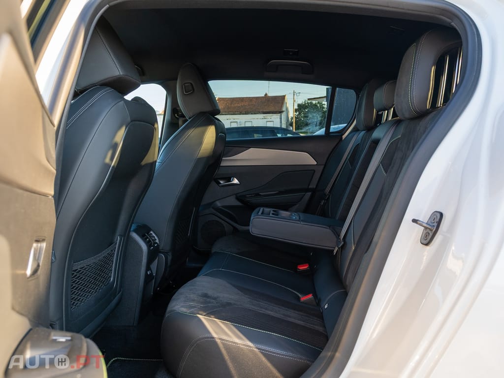 Peugeot 308 1.5 BlueHDi GT EAT8