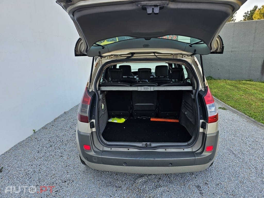 Renault Scénic 1.5 dCi Dynamique Luxe — fotografia 5