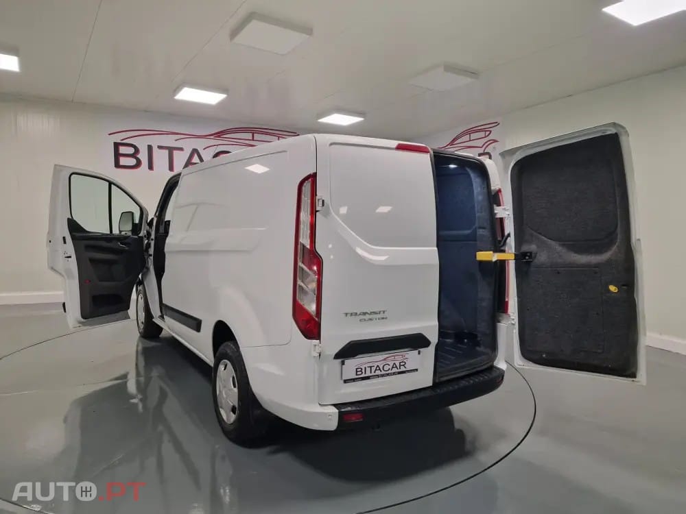 Ford Transit Custom 310L1 2.0 TDCi H1-Tecto Baixo Trend