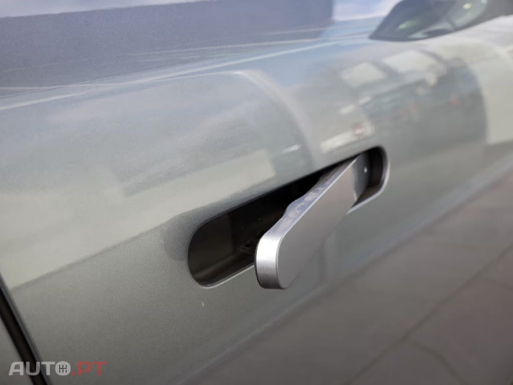 XPeng G9 AWD Performance Premium I.V.A DEDUTIVEL 