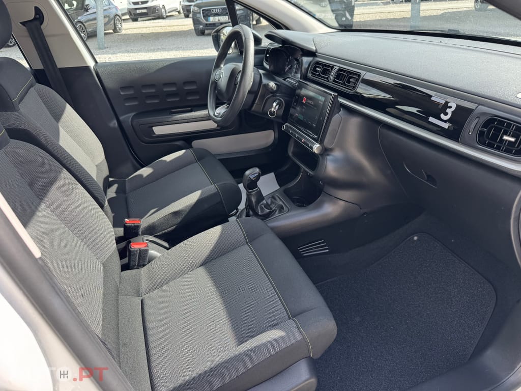 Citroen C3 1.2 PureTech Graphic