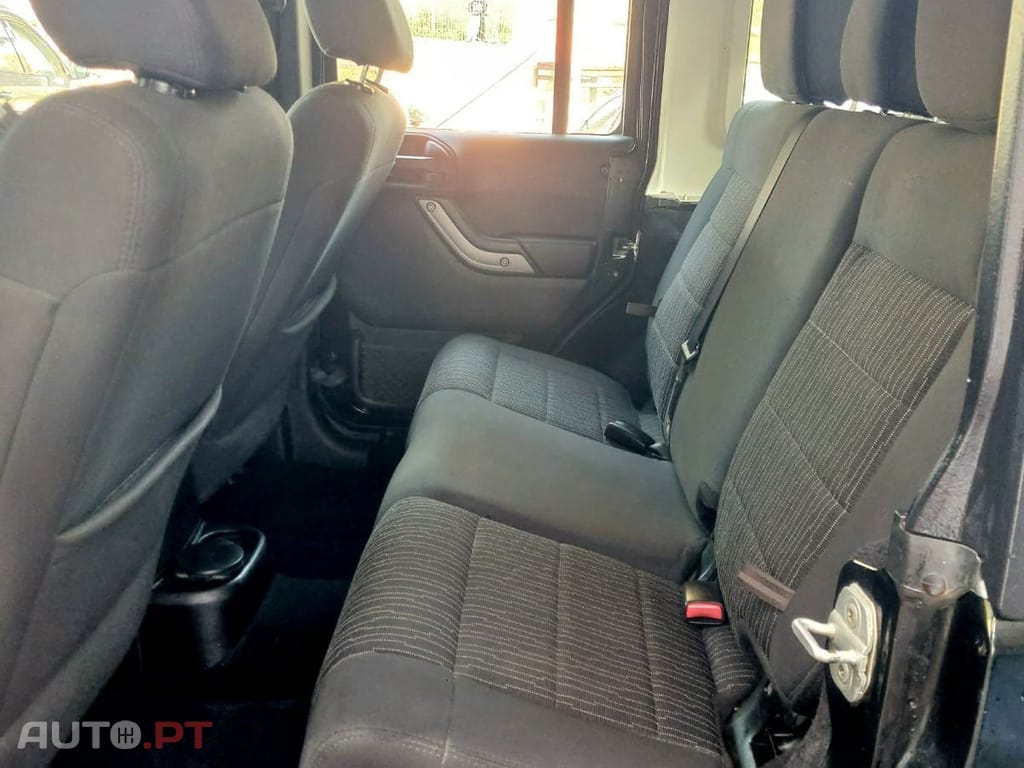 Jeep Wrangler SPORT