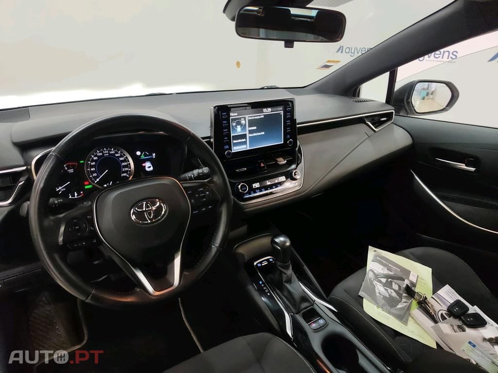 Toyota Corolla 1.8 Hybrid Comfort