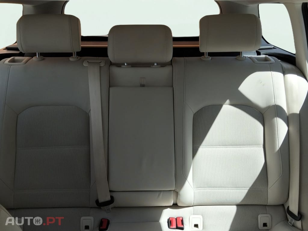 Volkswagen Passat Variant 1.6 TDI Confortline DSG