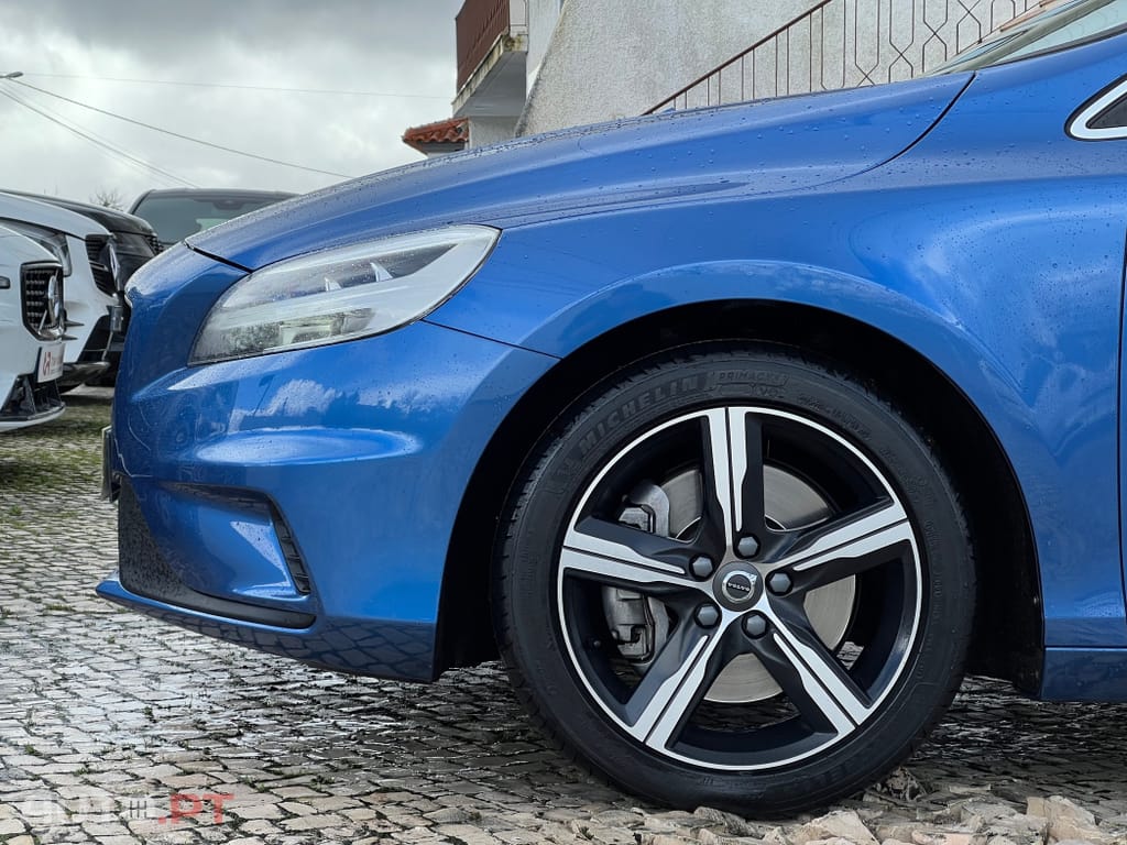 Volvo V40 1.5 T3 Sport Edition R Geartronic