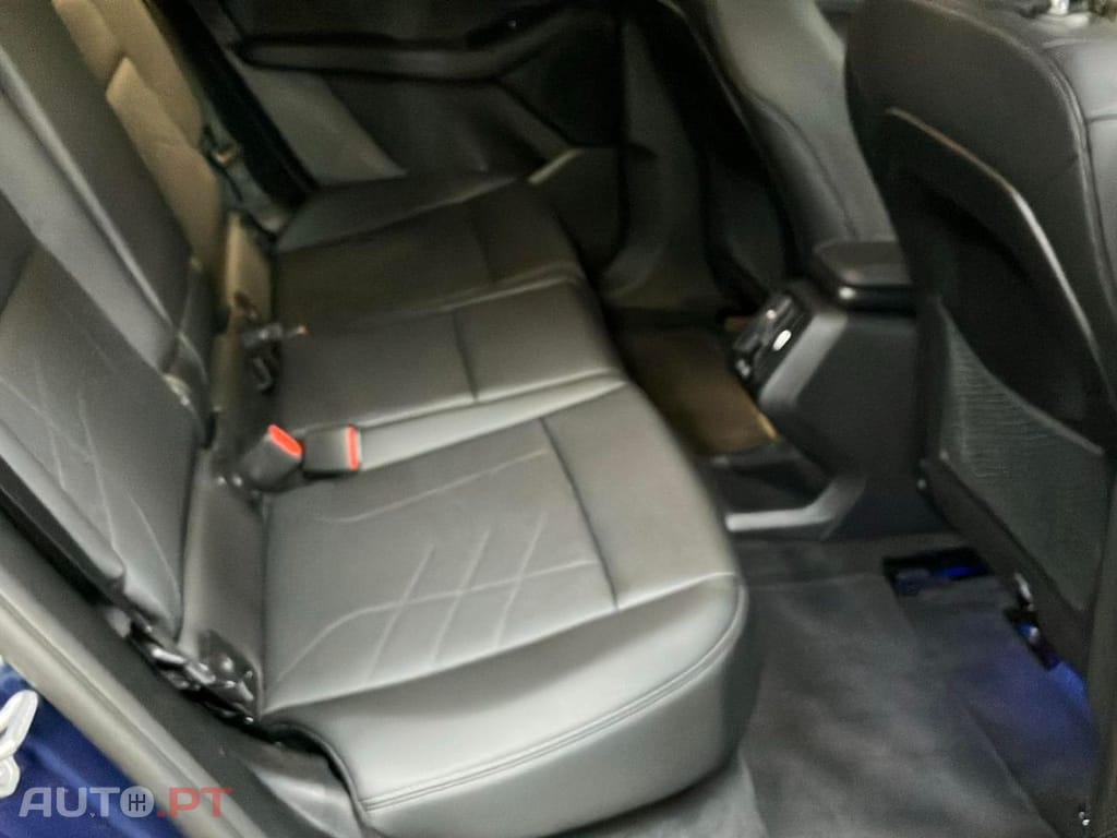 BMW 225 e xDrive Line Luxury