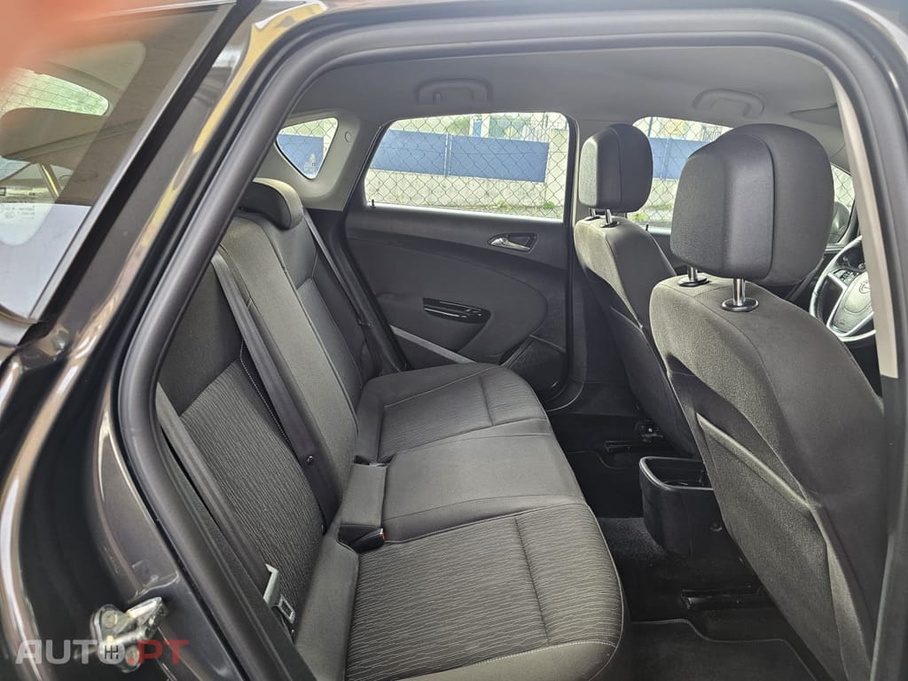 Opel Astra 1.3 CDTi Selection S/S