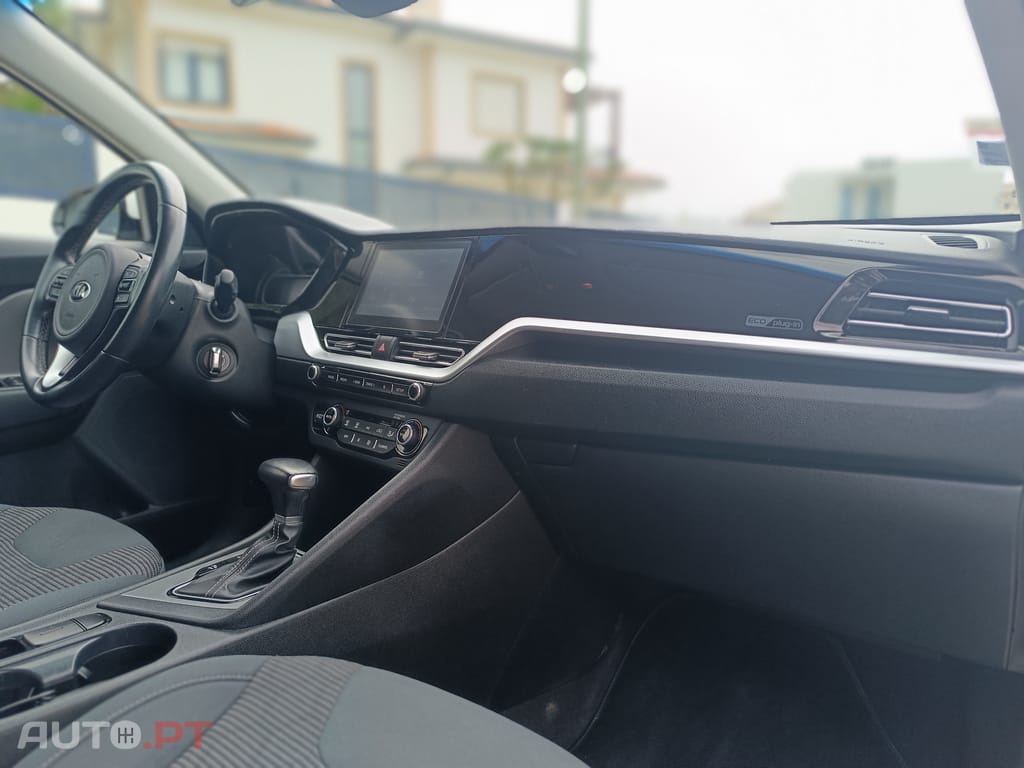Kia Niro 1.6 GDi PHEV (Plug In) - Nacional