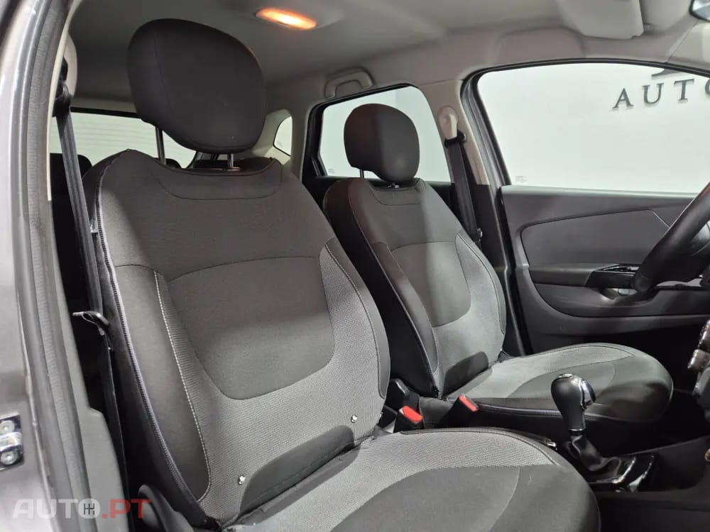 Renault Captur ENERGY TCe 120 EDC Intens