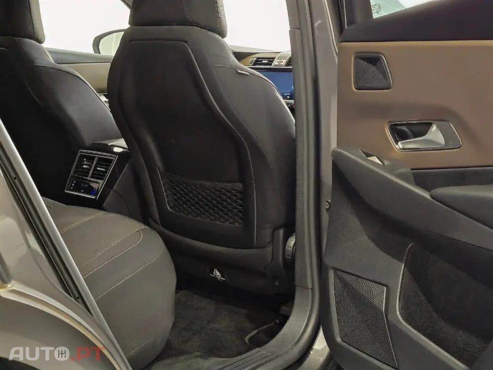 DS DS7 Crossback E-Tense Bastille+ EAT8