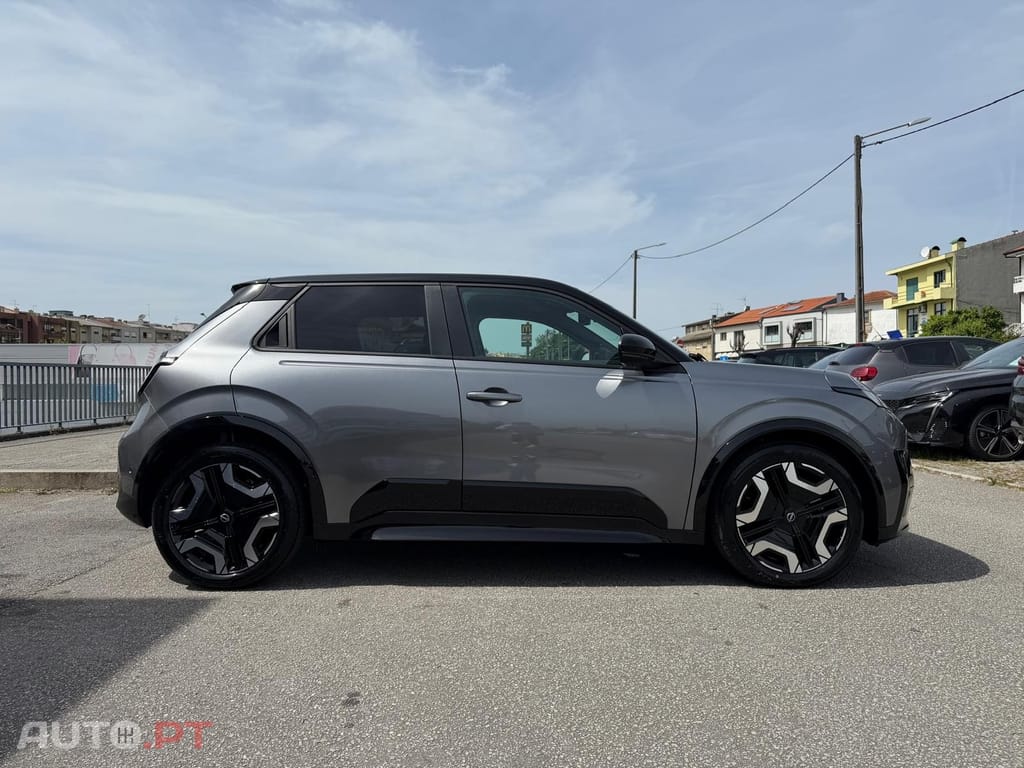 Nissan Micra 52 kWh Advance Two Tone