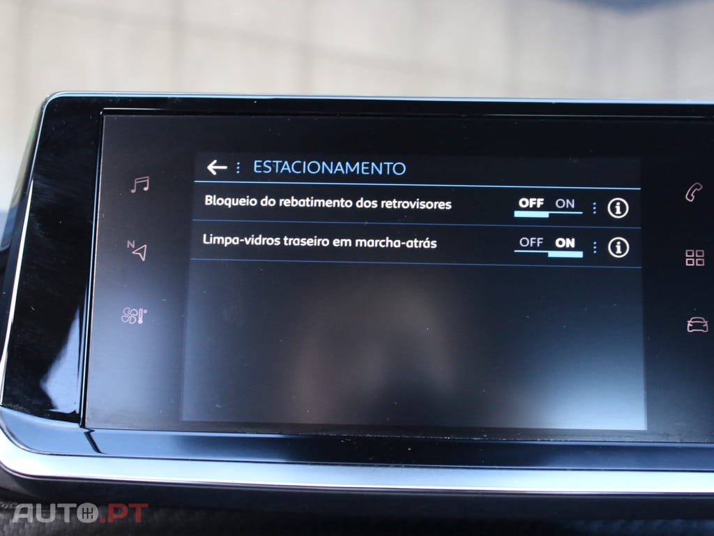 Peugeot 208 1.2 PureTech GT EAT8