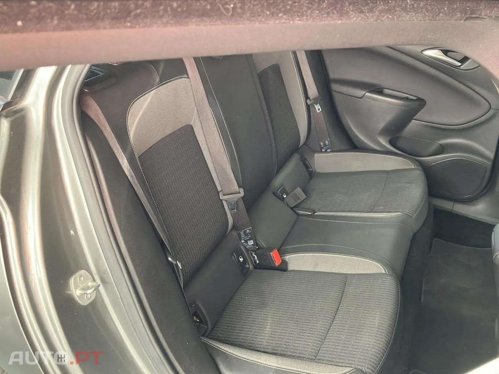 Opel Astra Sports Tourer 1.2 T GS Line S/S