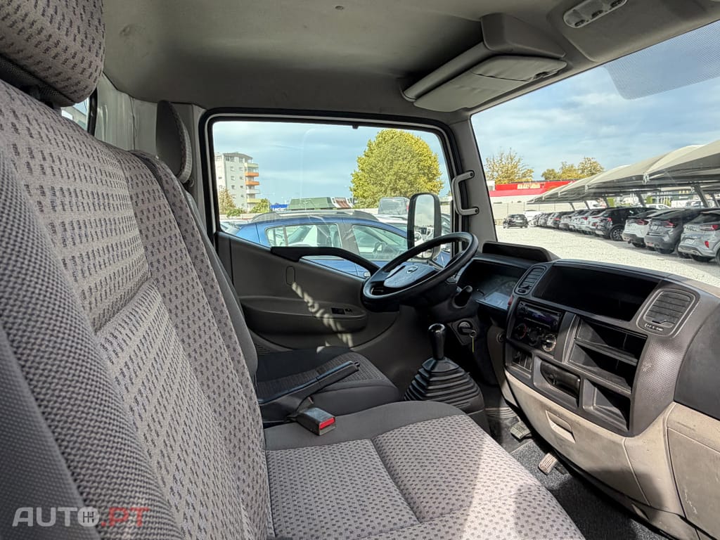 Nissan Cabstar 2.5 dCI 3LUG Tri-Basculante 62.000 Kms