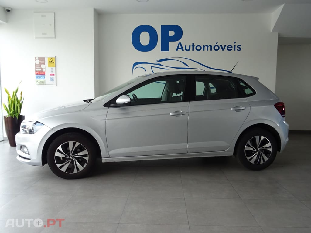 Volkswagen Polo 1.0 Confortline